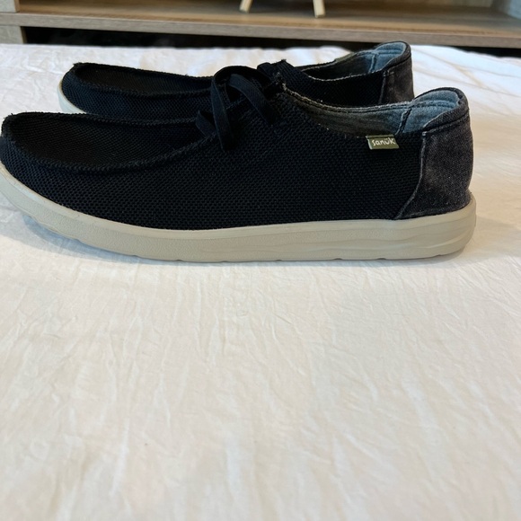 Sanuk Black Canvas Elastic Slip-On Shoes Men’s Size 12 Comfort Casual Loafers - Picture 3 of 6